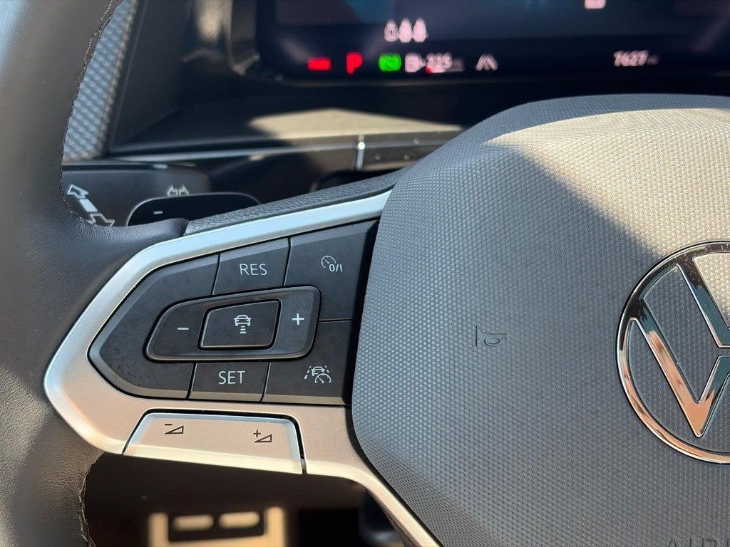 2026 Volkswagen Atlas Cross Sport 2.0T SEL Premium R-Line 4MOTION