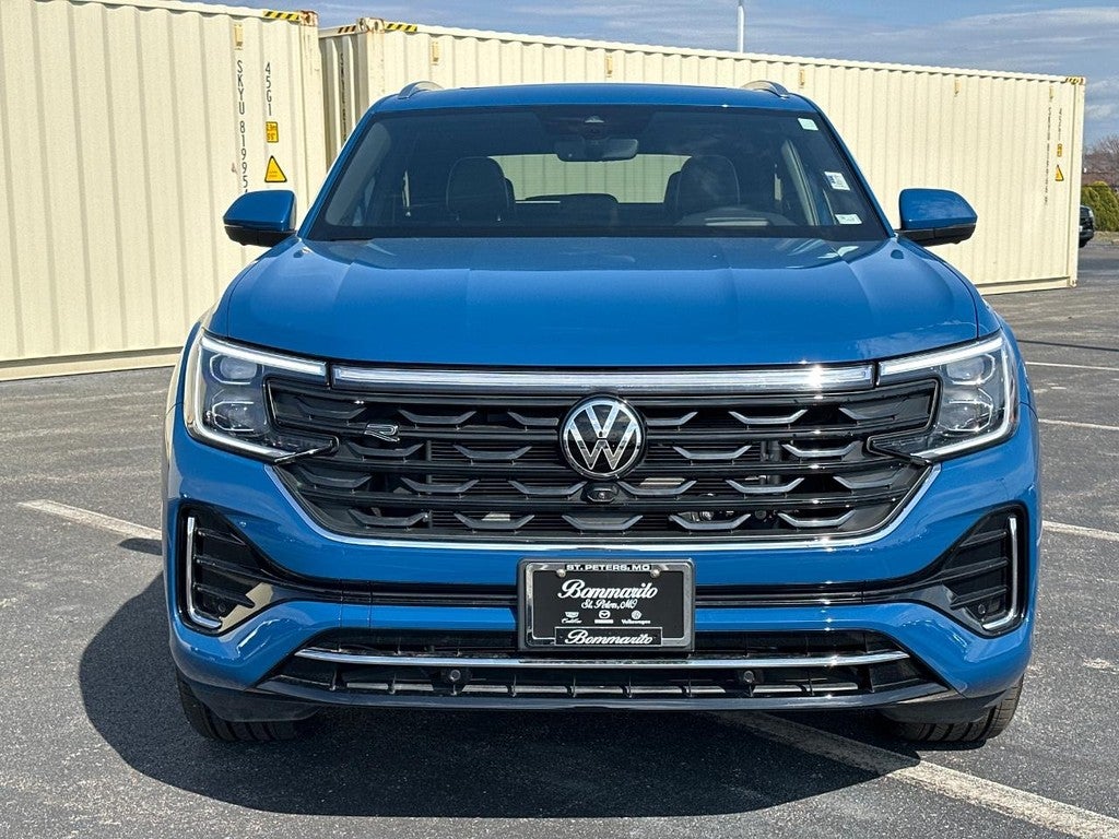 2025 Volkswagen Atlas Cross Sport 2.0T SEL Premium R-Line 4MOTION