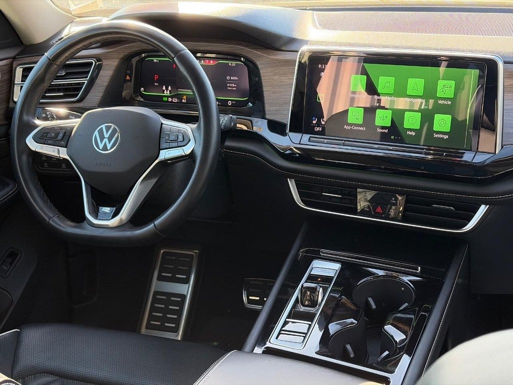 2024 Volkswagen Atlas 2.0T SEL Premium R-Line 4MOTION