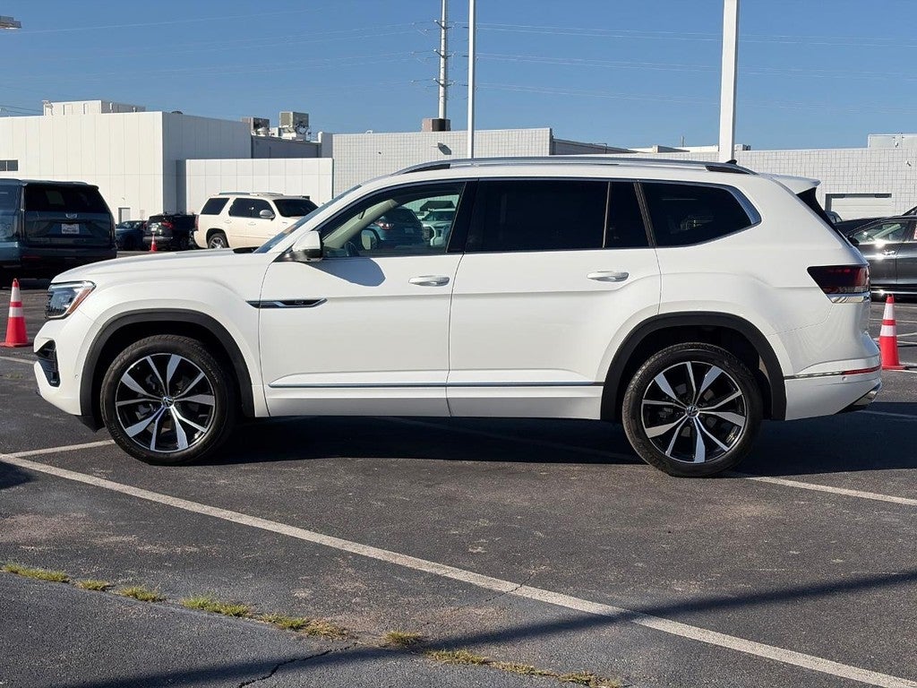2024 Volkswagen Atlas 2.0T SEL Premium R-Line 4MOTION