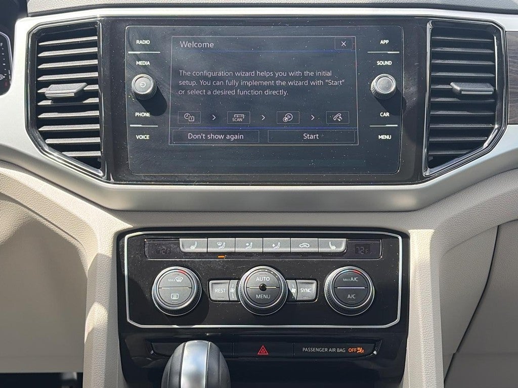2023 Volkswagen Atlas 3.6L V6 SE w/Technology 4MOTION