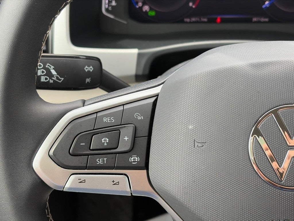 2023 Volkswagen Atlas 3.6L V6 SE w/Technology 4MOTION