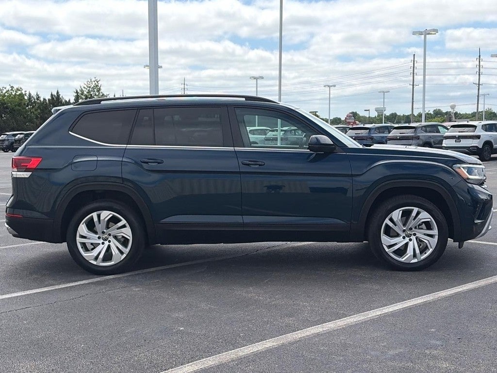 2023 Volkswagen Atlas 3.6L V6 SE w/Technology 4MOTION