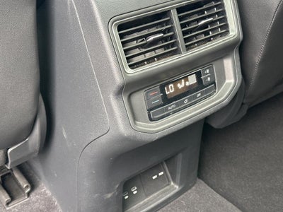 2024 Volkswagen Atlas 2.0T SE w/Technology 4MOTION