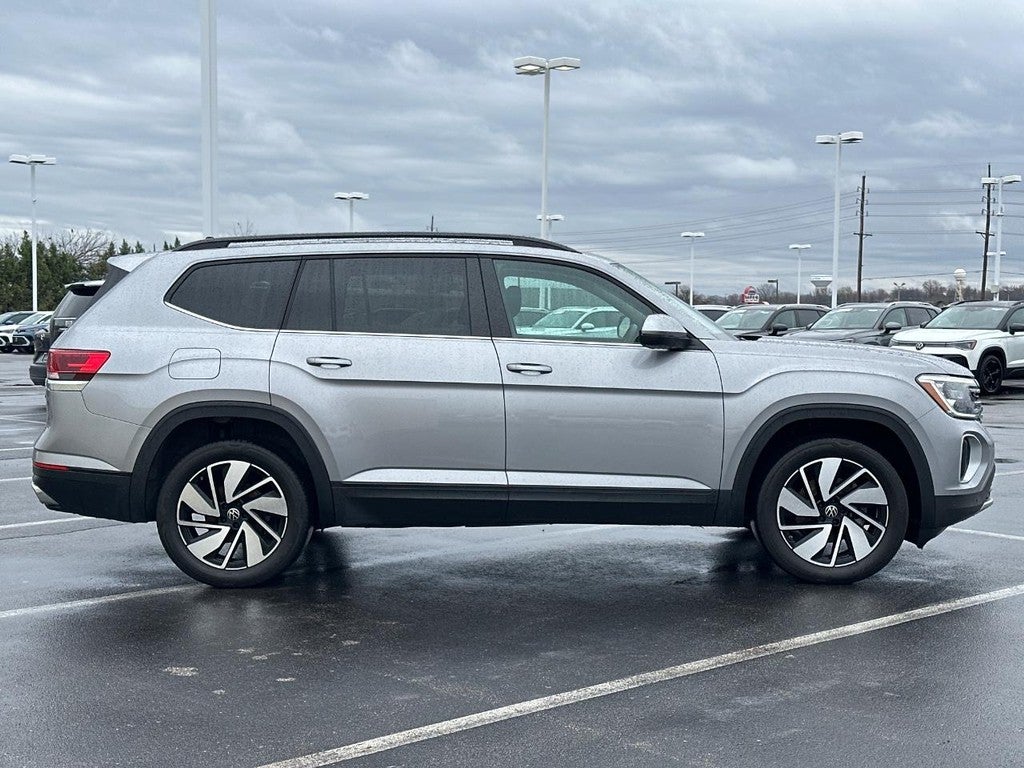 2024 Volkswagen Atlas 2.0T SE w/Technology 4MOTION