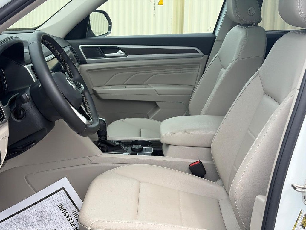 2023 Volkswagen Atlas 3.6L V6 SE w/Technology 4MOTION
