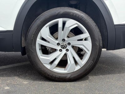 2023 Volkswagen Atlas 3.6L V6 SE w/Technology 4MOTION