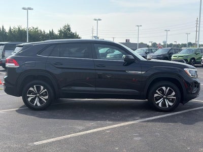 2024 Volkswagen Atlas Cross Sport 2.0T SE 4MOTION