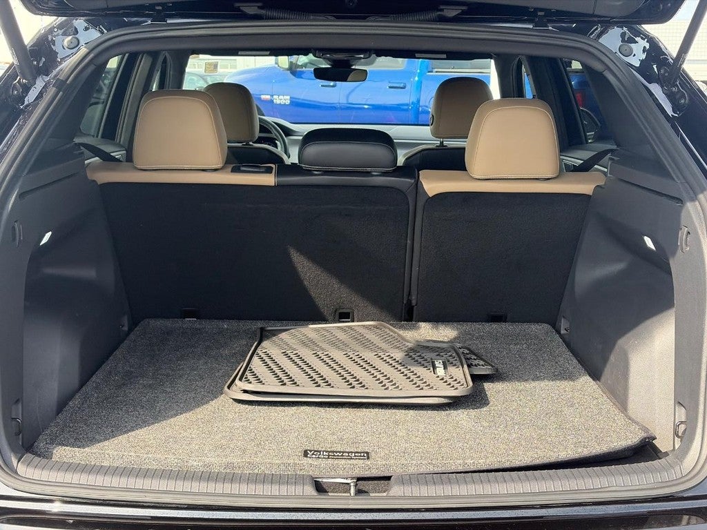 2024 Volkswagen Atlas Cross Sport 2.0T SE 4MOTION