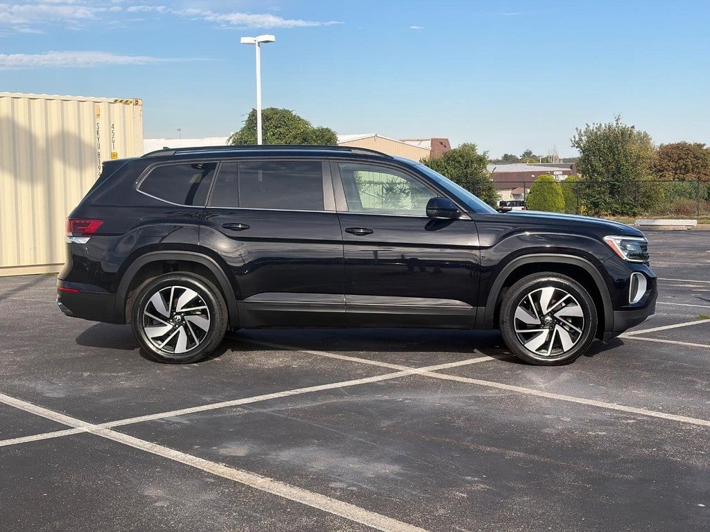 2024 Volkswagen Atlas 2.0T SE w/Technology FWD