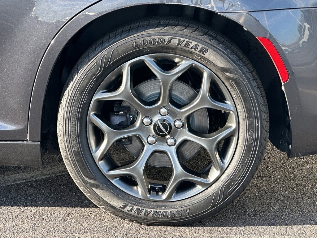 2018 Chrysler 300 300S AWD
