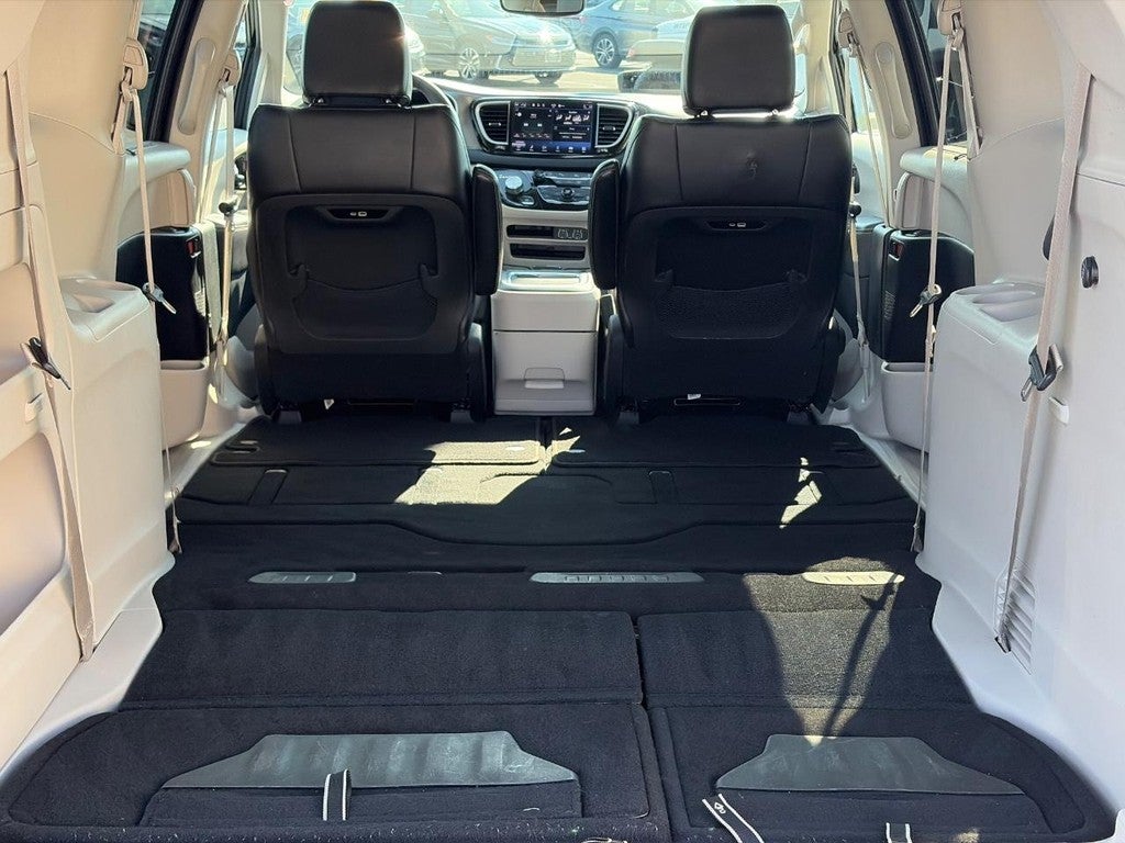 2024 Chrysler Pacifica Touring L FWD
