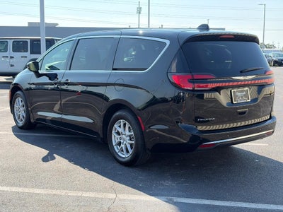 2024 Chrysler Pacifica Touring L FWD