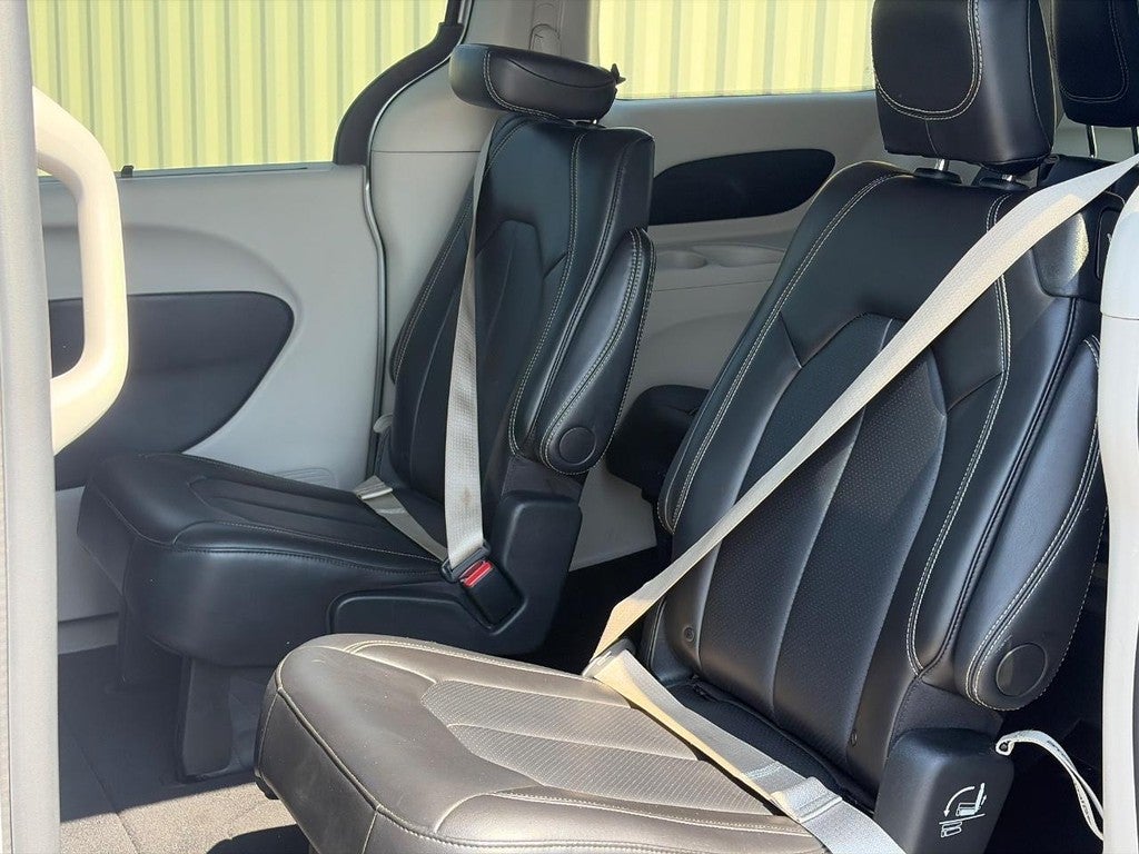 2024 Chrysler Pacifica Touring L FWD