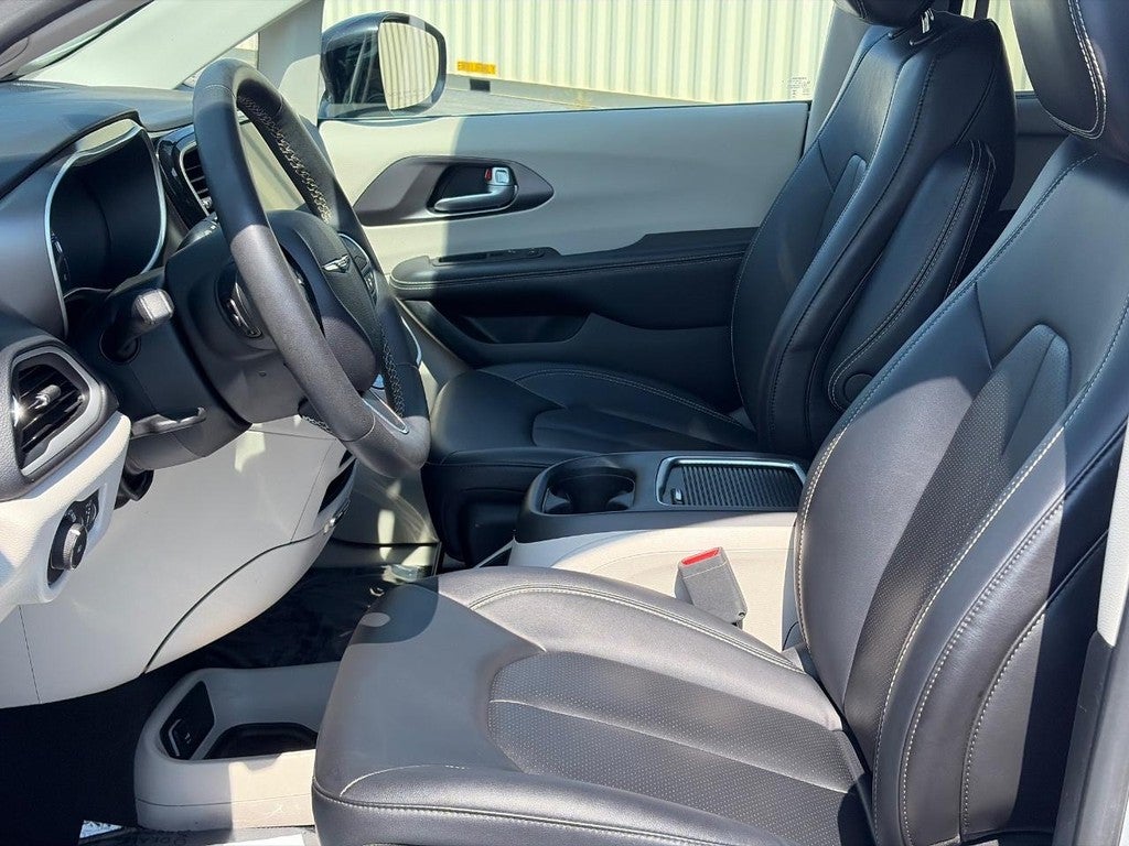2024 Chrysler Pacifica Touring L FWD