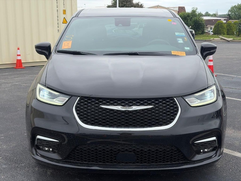 2025 Chrysler Pacifica Select FWD