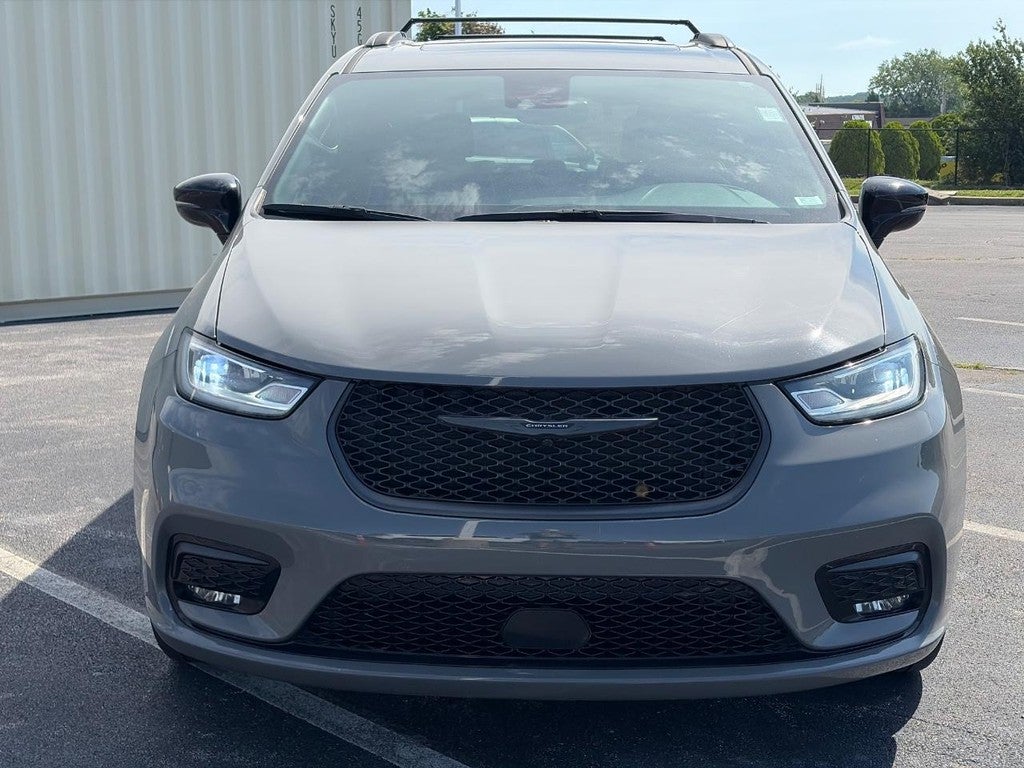 2025 Chrysler Pacifica Limited FWD