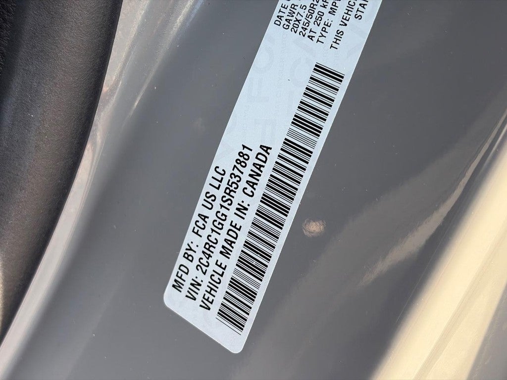 2025 Chrysler Pacifica Limited FWD
