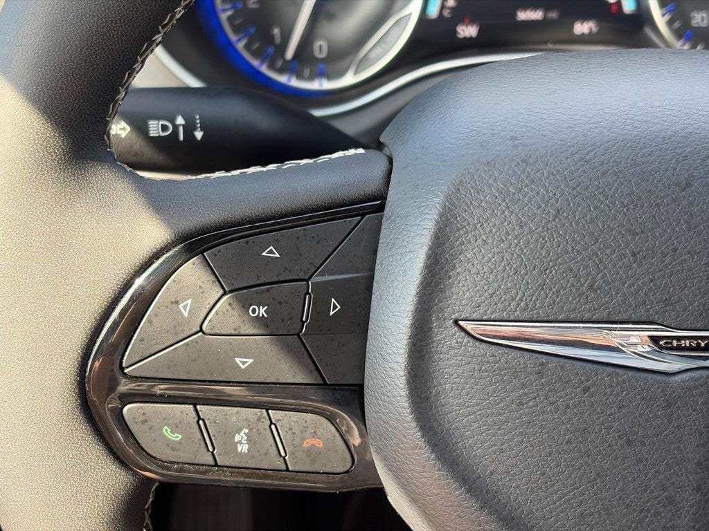 2025 Chrysler Pacifica Limited FWD