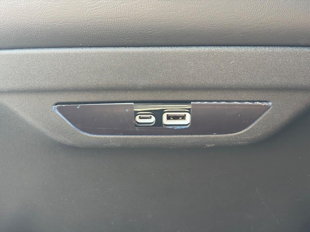2026 Chrysler Pacifica Limited FWD