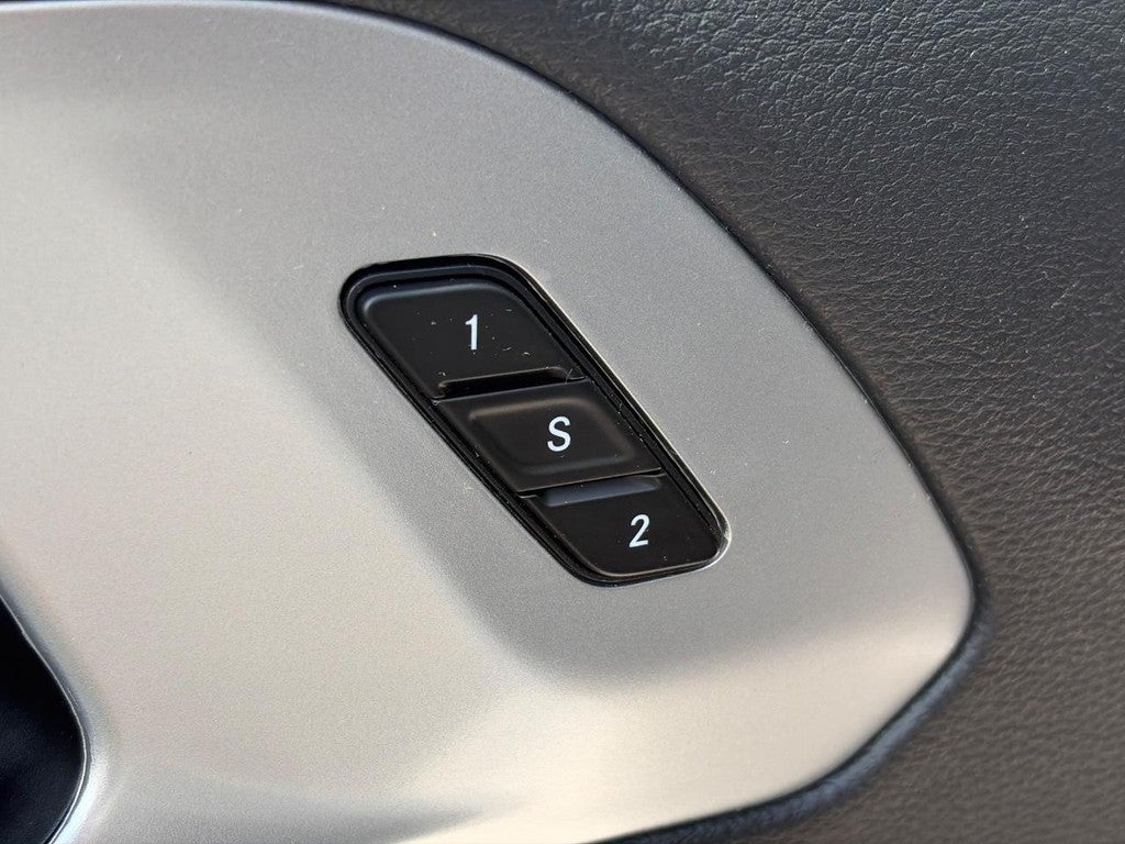 2026 Chrysler Pacifica Limited FWD
