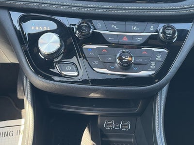 2025 Chrysler Pacifica Limited FWD