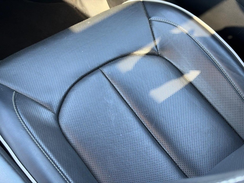 2025 Chrysler Pacifica Limited FWD