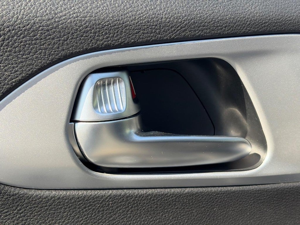 2025 Chrysler Pacifica Limited FWD