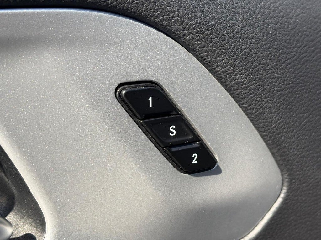 2025 Chrysler Pacifica Limited FWD