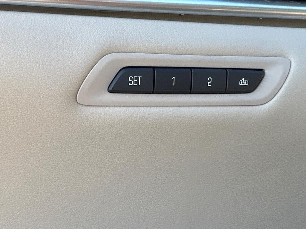 2017 Cadillac XTS 4dr Sdn Luxury FWD