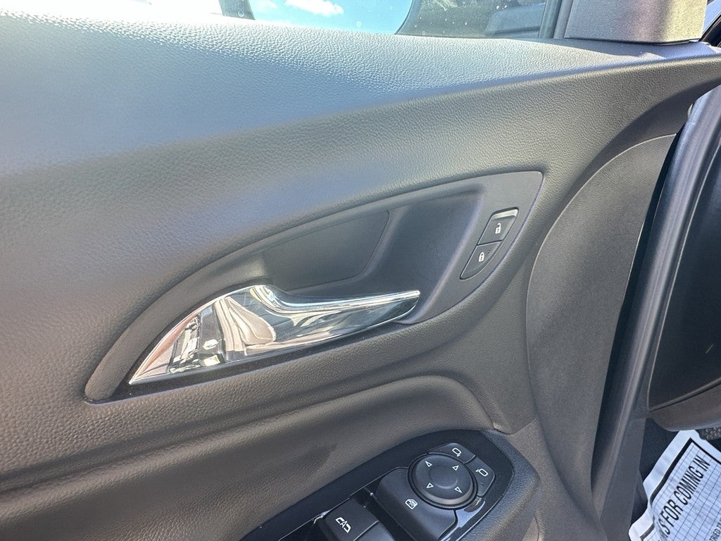 2022 Chevrolet Equinox FWD 4dr Premier