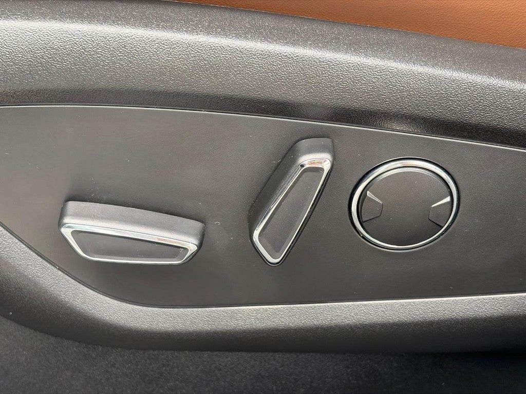 2023 Lincoln Nautilus Reserve AWD
