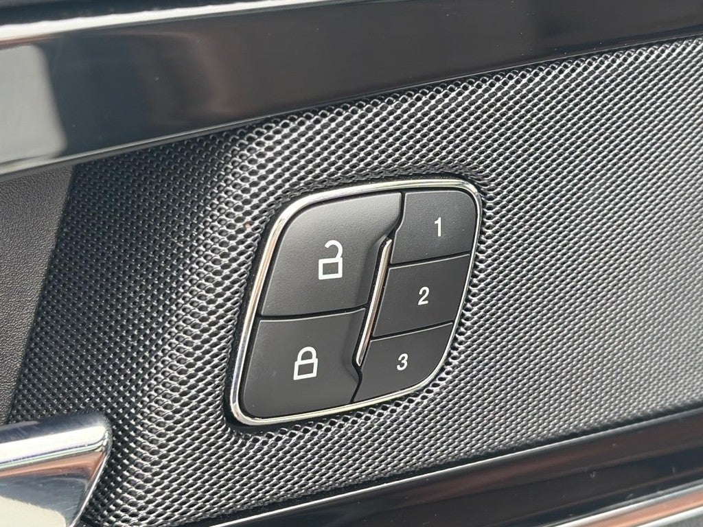 2023 Lincoln Nautilus Reserve AWD