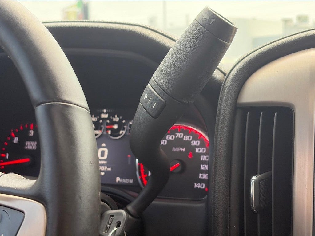 2015 GMC Sierra 1500 4WD Crew Cab 143.5" Denali