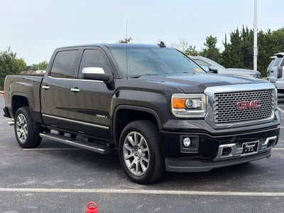 2015 GMC Sierra 1500 4WD Crew Cab 143.5" Denali