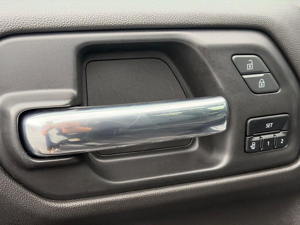 2020 GMC Sierra 1500 4WD Crew Cab 147" Denali