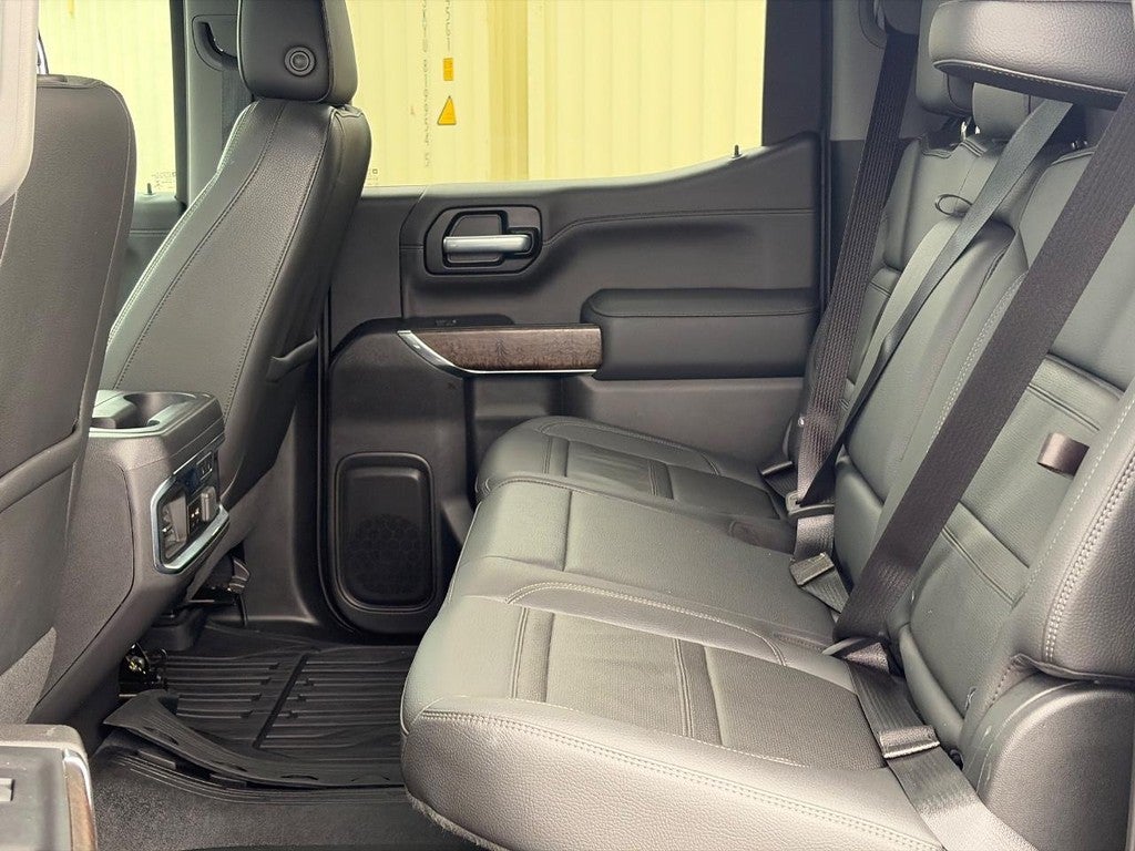 2020 GMC Sierra 1500 4WD Crew Cab 147" Denali