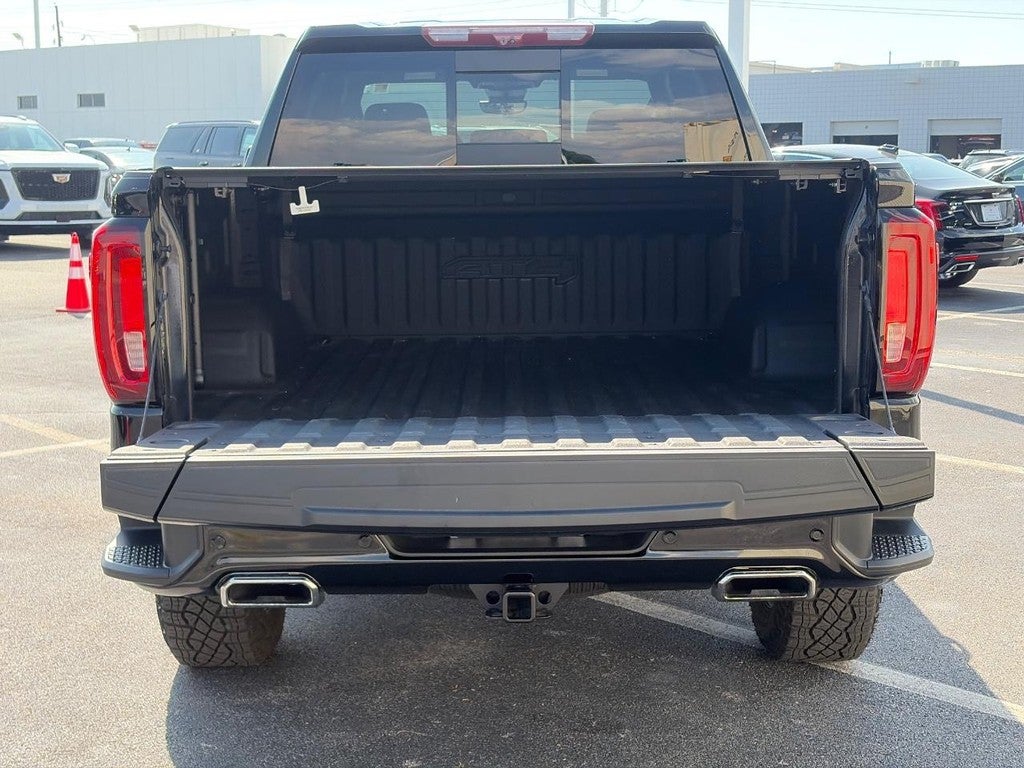 2024 GMC Sierra 1500 4WD Crew Cab 147" AT4