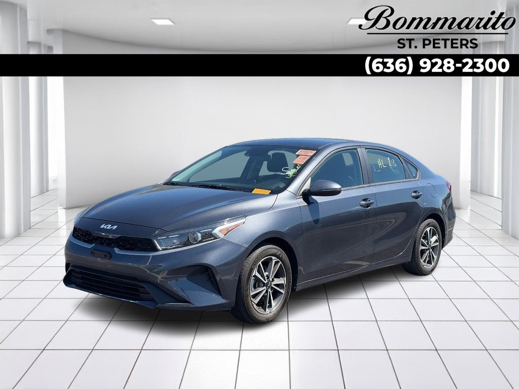 2023 Kia Forte LXS IVT