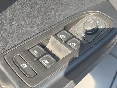 2023 Volkswagen Taos SEL 4MOTION
