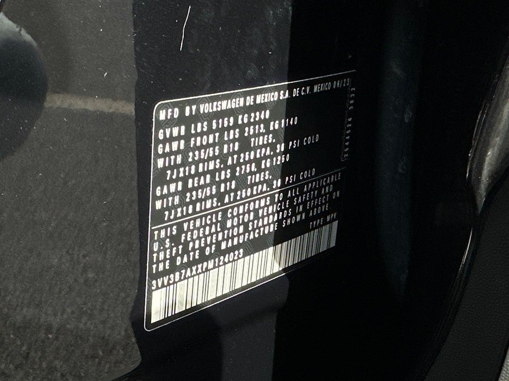 2023 Volkswagen Tiguan 2.0T SE FWD