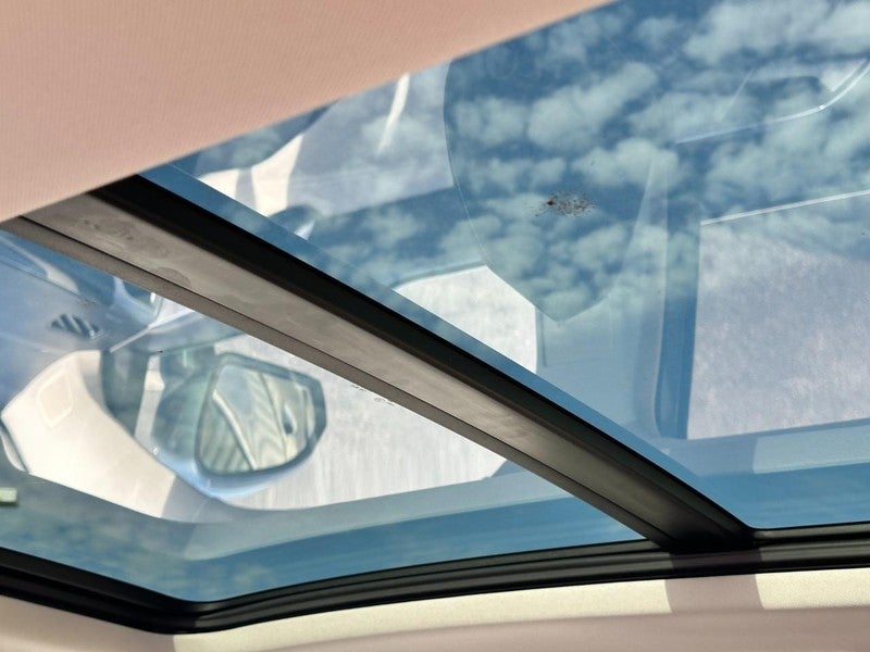 2025 Volkswagen Taos SEL 4MOTION