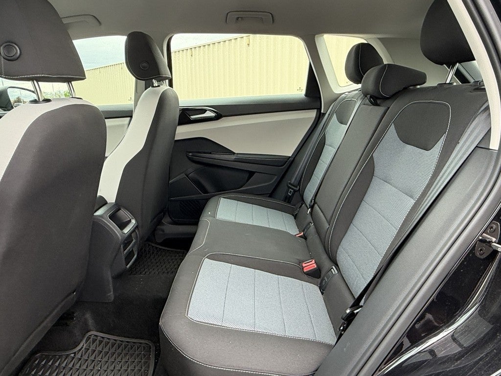 2025 Volkswagen Taos S 4MOTION