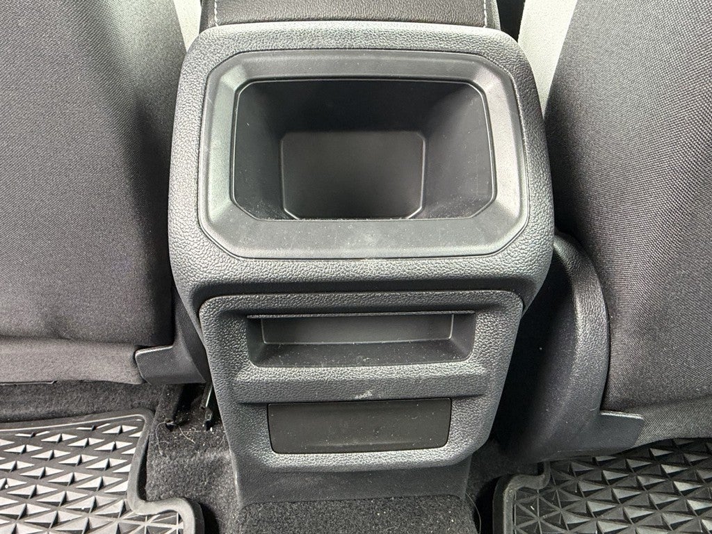 2025 Volkswagen Taos S 4MOTION