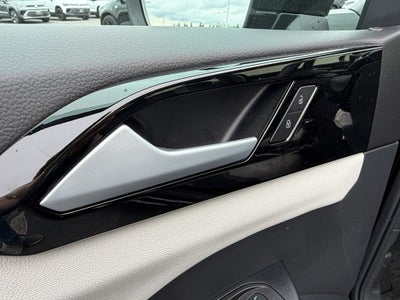 2025 Volkswagen Taos S 4MOTION