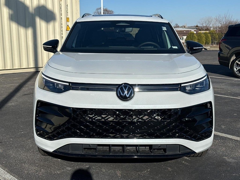 2025 Volkswagen Tiguan 2.0T SE R-Line Black 4MOTION