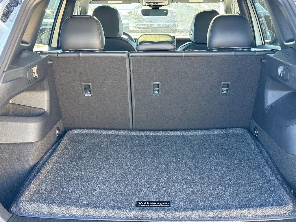 2025 Volkswagen Tiguan 2.0T SE R-Line Black 4MOTION