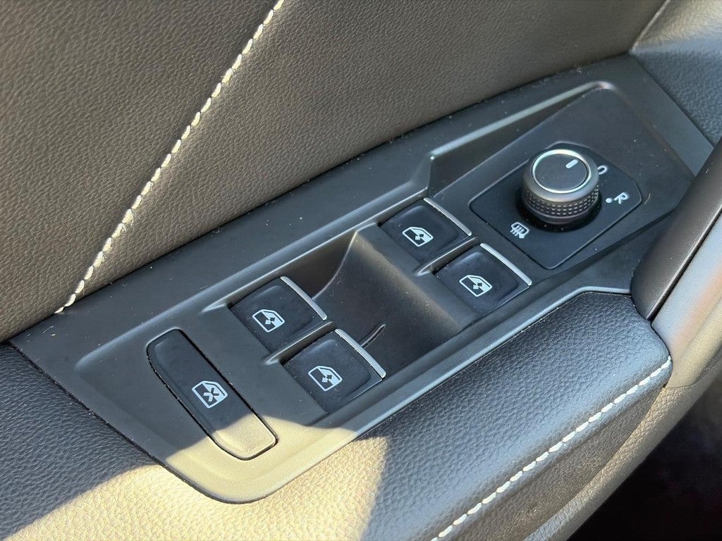 2024 Volkswagen Tiguan 2.0T SE FWD