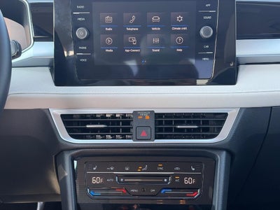 2025 Volkswagen Taos SE FWD