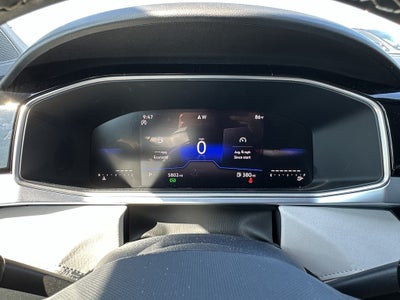 2025 Volkswagen Taos SE FWD